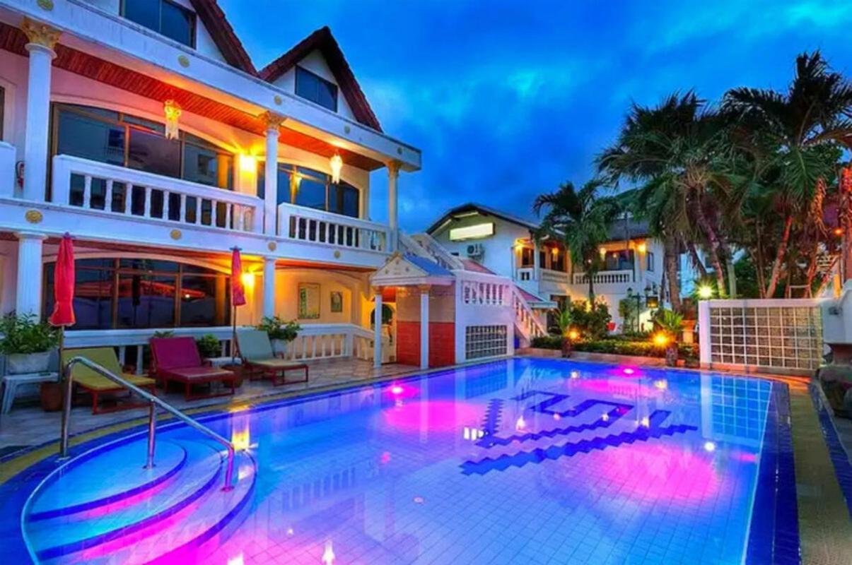 Villa Oranje Pattaya Exteriör bild