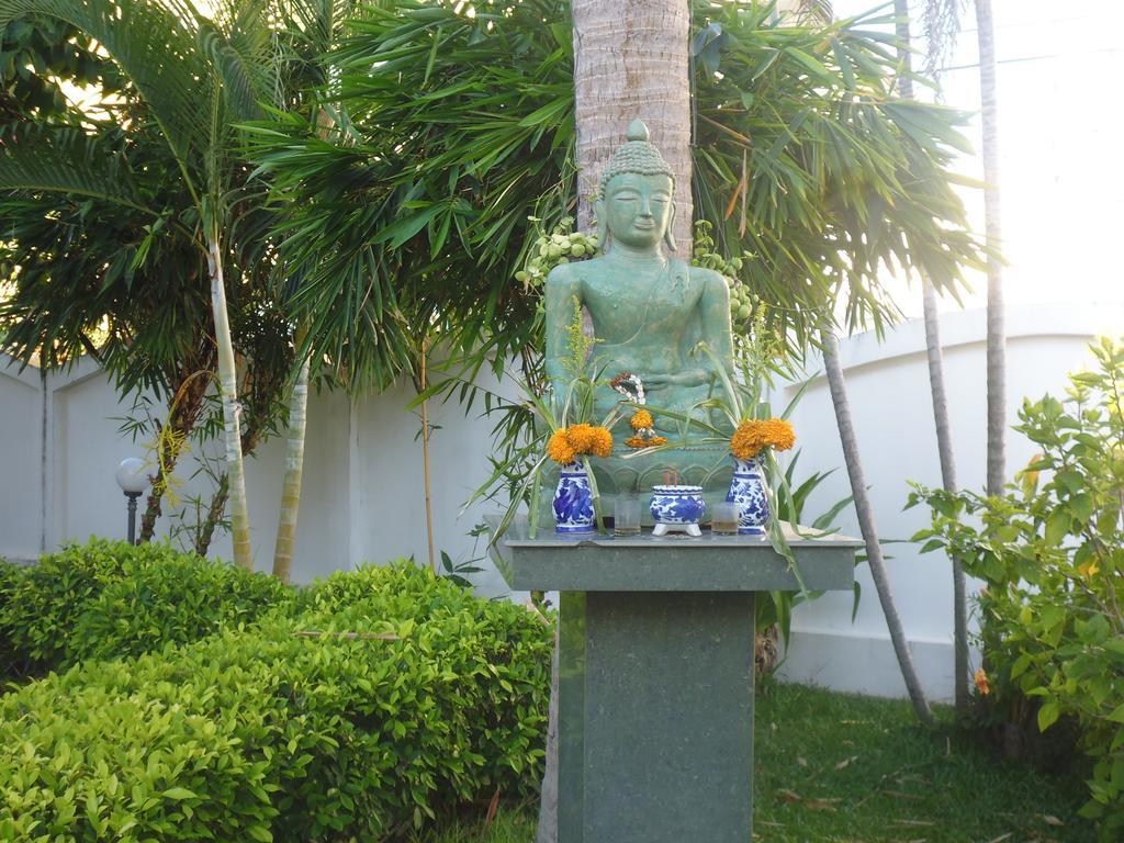 Villa Oranje Pattaya Exteriör bild