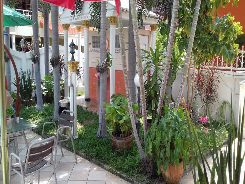 Villa Oranje Pattaya Exteriör bild
