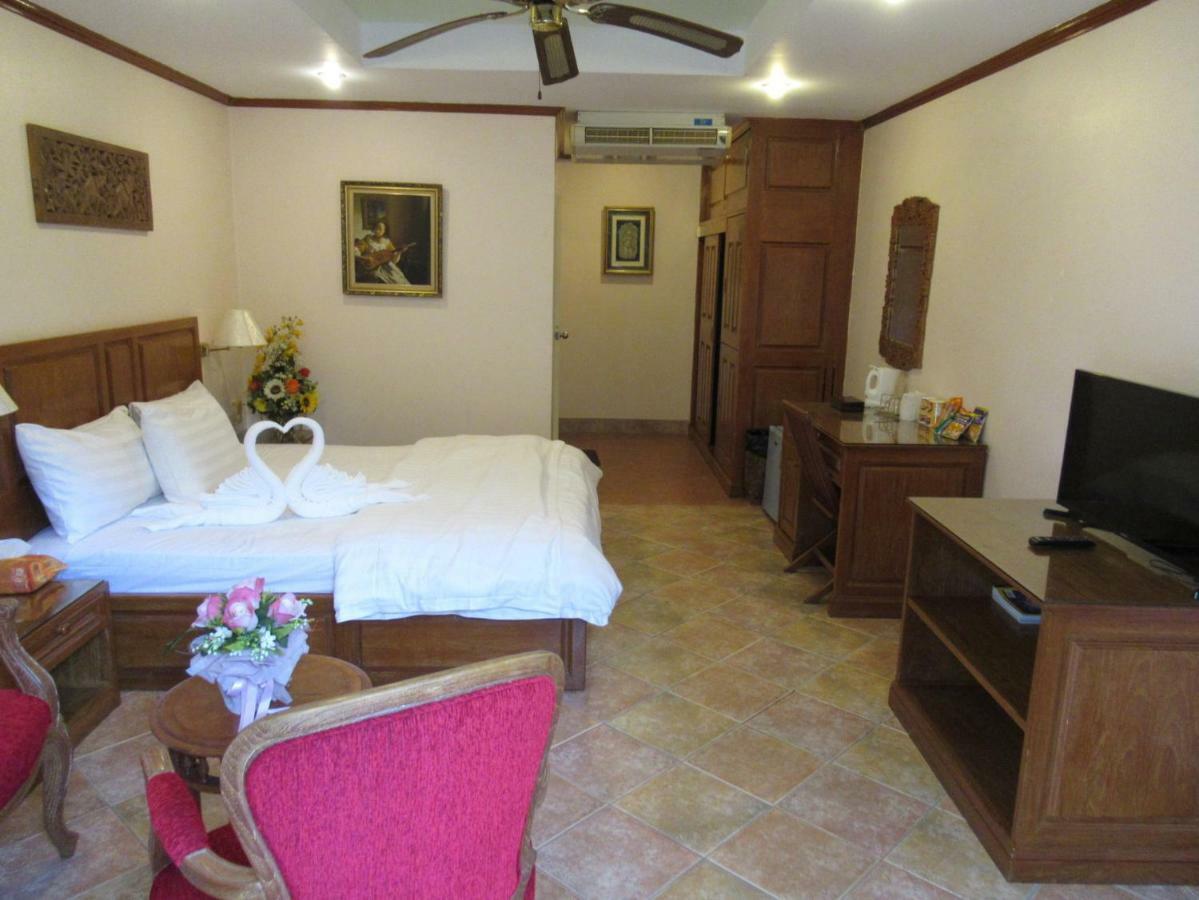 Villa Oranje Pattaya Exteriör bild